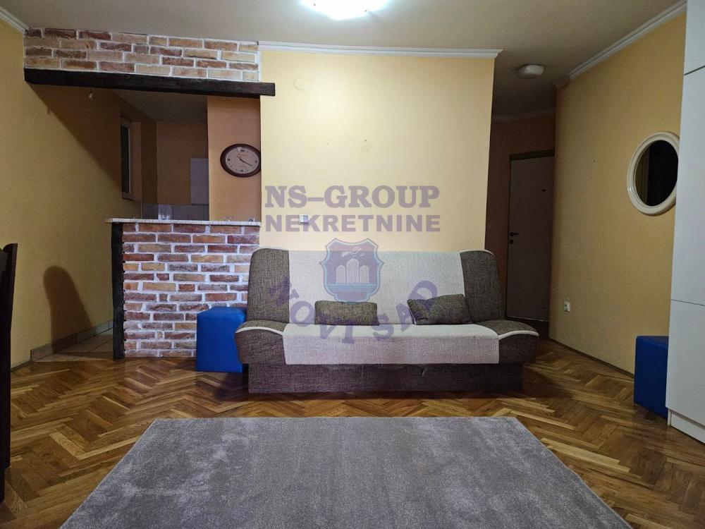 Glavna slika -Dvosoban, 53m2, Grbavica Novi Sad, sa terasom, ima lift