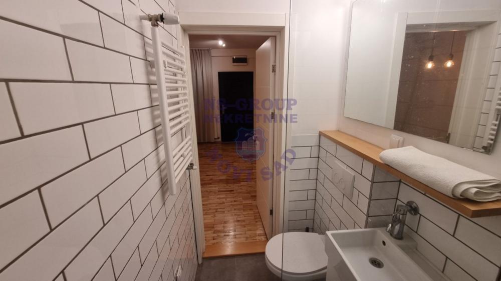 Slika 6 - Dvorisni stan na Podbari!