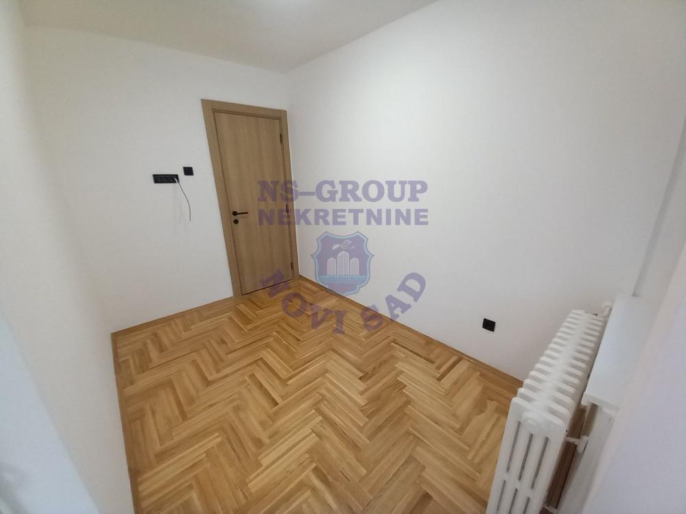 Slika 6 - 561175-Fenomenalan uknjižen trosoban stan. 