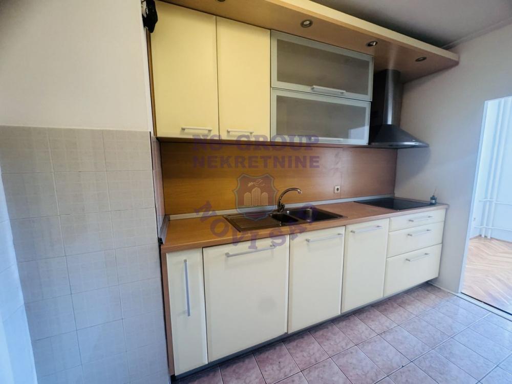 Slika 2 - Odlican trosoban stan na Grbavici!