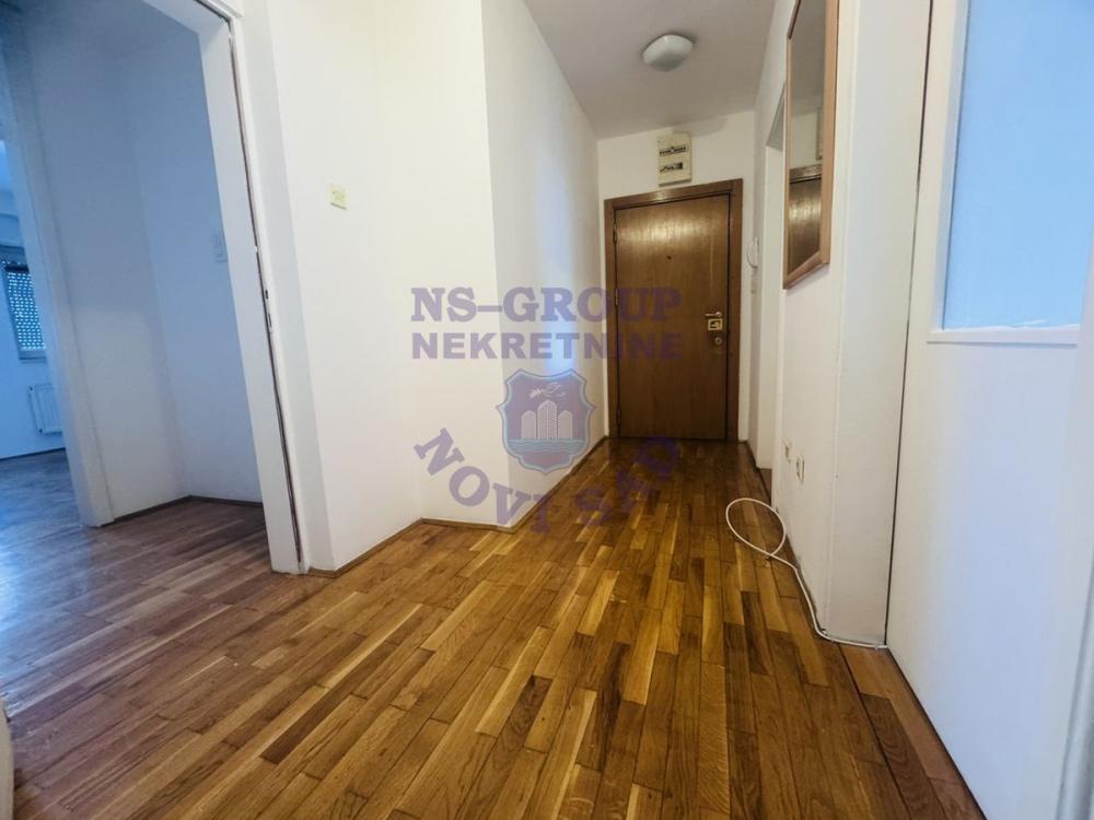 Slika 5 - Odlican trosoban stan na Grbavici!