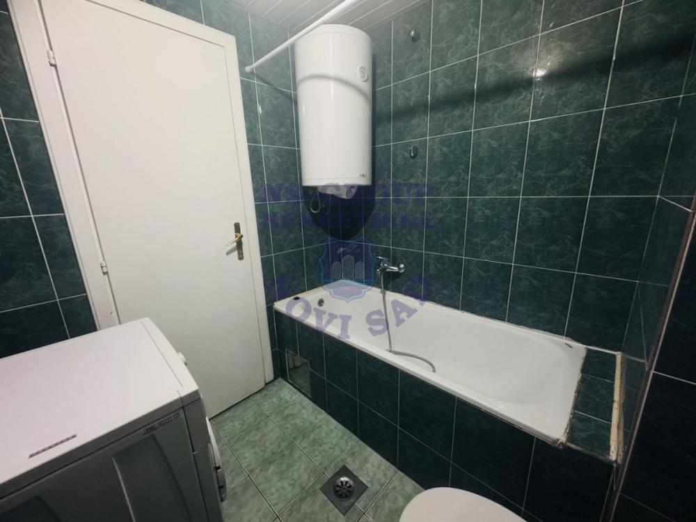 Slika 10 - Odlican trosoban stan na Grbavici!