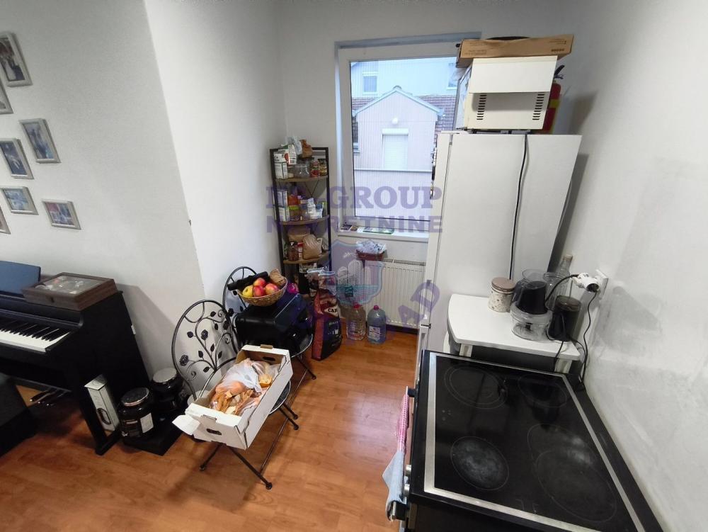 Slika 1 - Dvoiposoban, 52m2, Adice Novi Sad, sa terasom