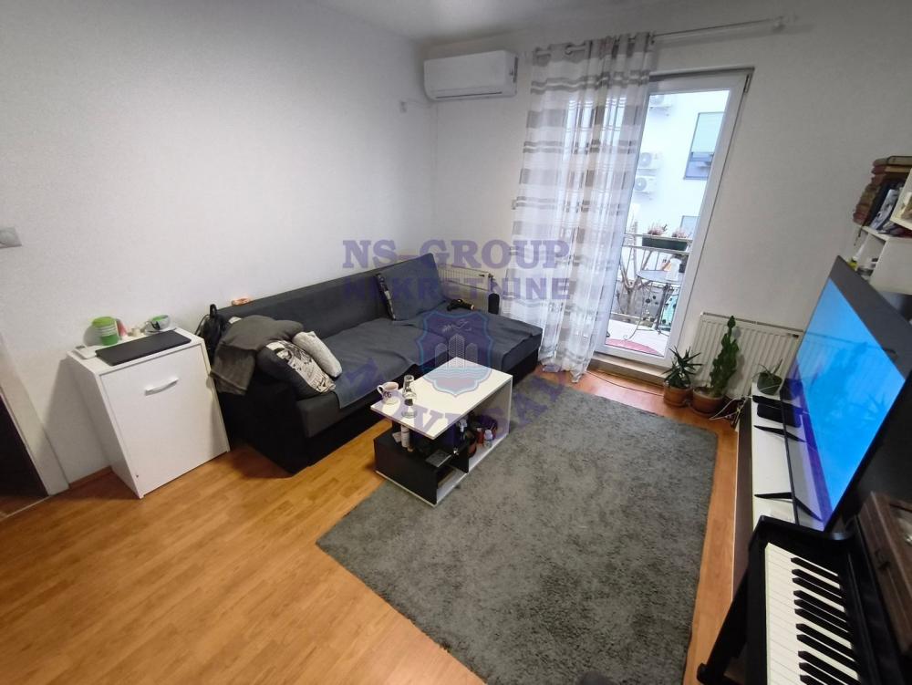 Slika 9 - Dvoiposoban, 52m2, Adice Novi Sad, sa terasom