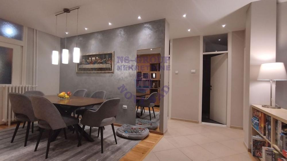 Glavna slika -Trosoban stan na Novom Naselju 
