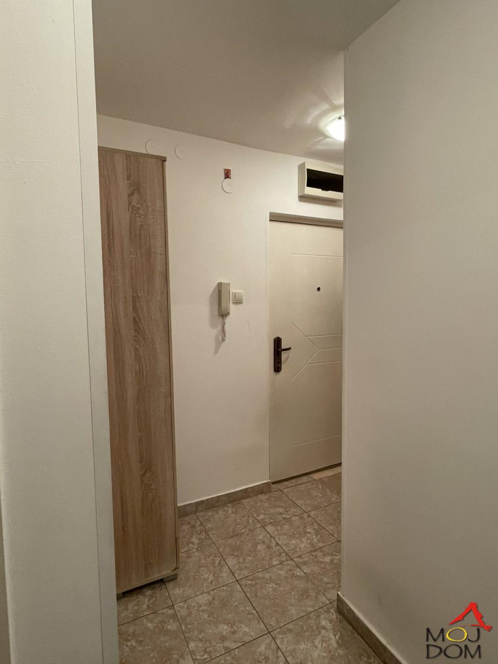 Slika 3 - Stan,NOVI SAD,TELEP,kv: 36, € 103000, ID: 1031541