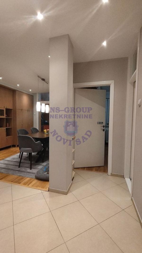 Slika 10 - Trosoban, 75m2, Novo naselje Novi Sad