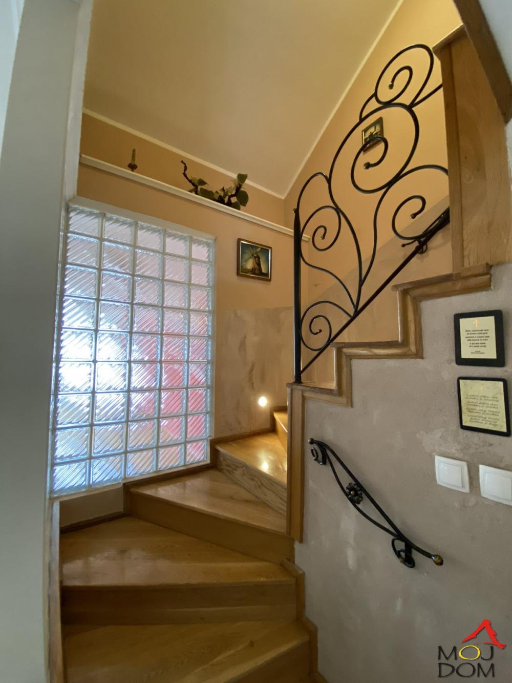 Slika 10 - Stan,NOVI SAD,SAJAM,kv: 100, € 247200, ID: 1031177