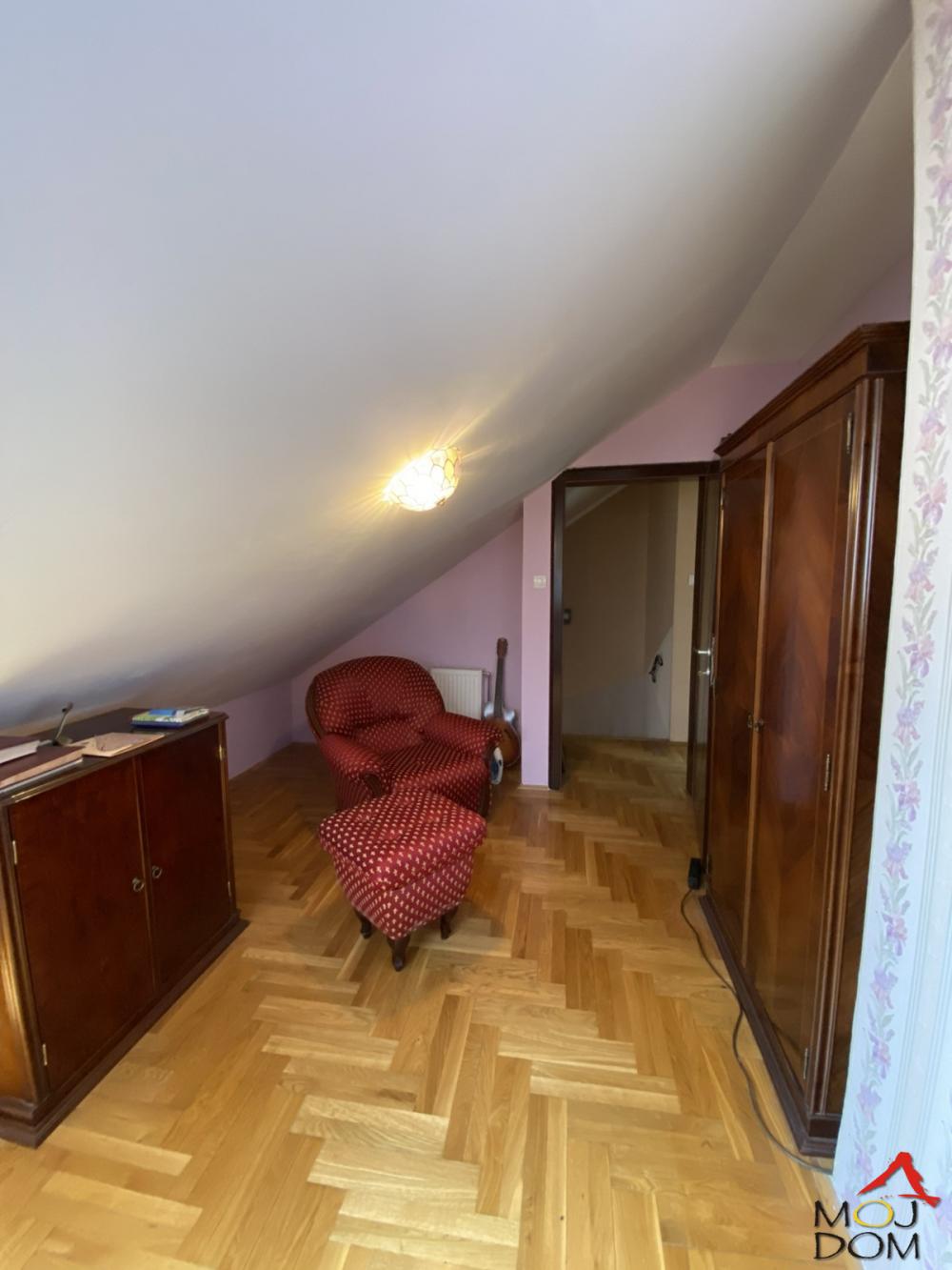 Slika 6 - Stan,NOVI SAD,SAJAM,kv: 100, € 247200, ID: 1031177