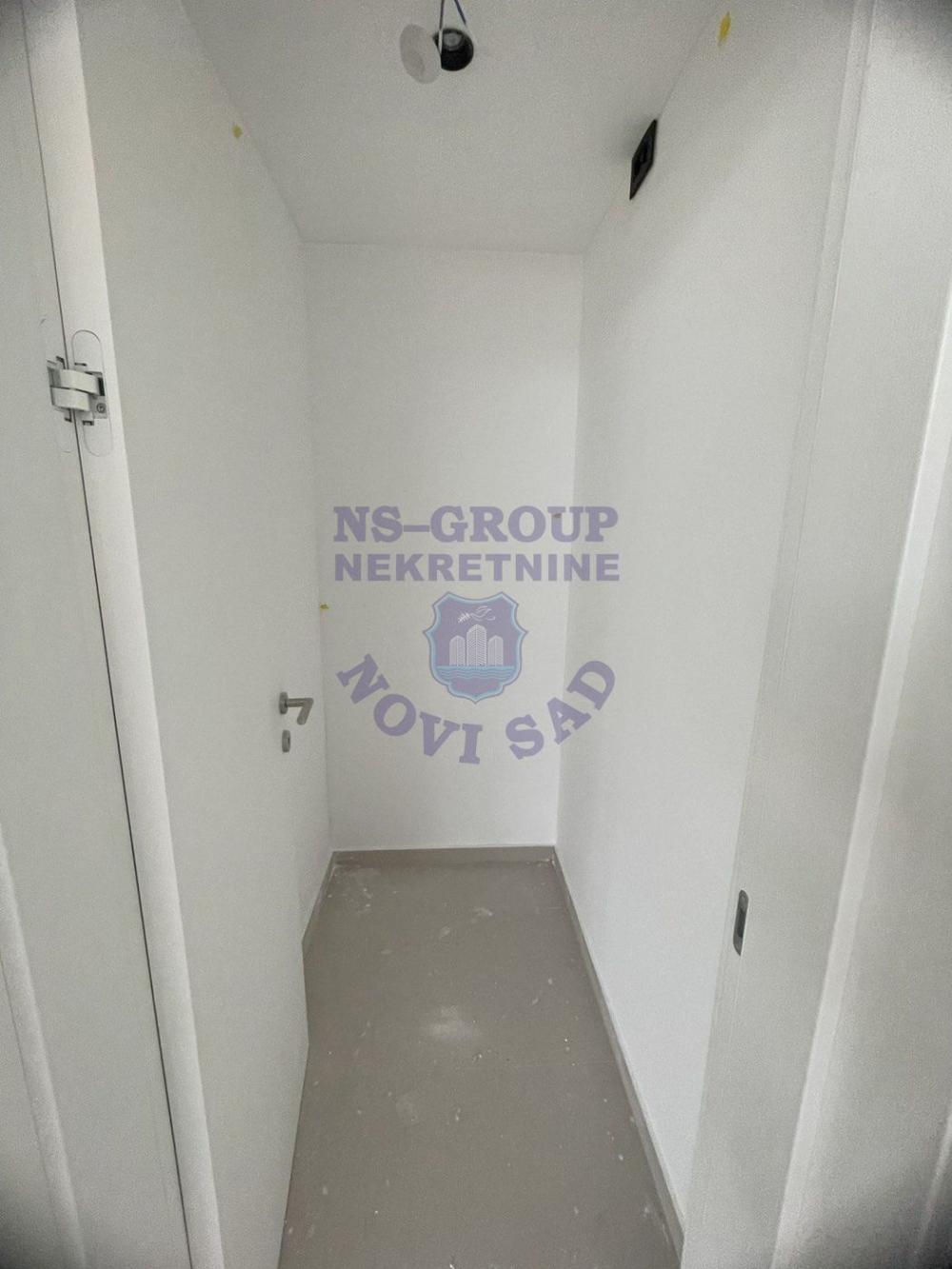 Slika 6 - Četvorosoban, 200m2, Bulevar Evrope Novi Sad