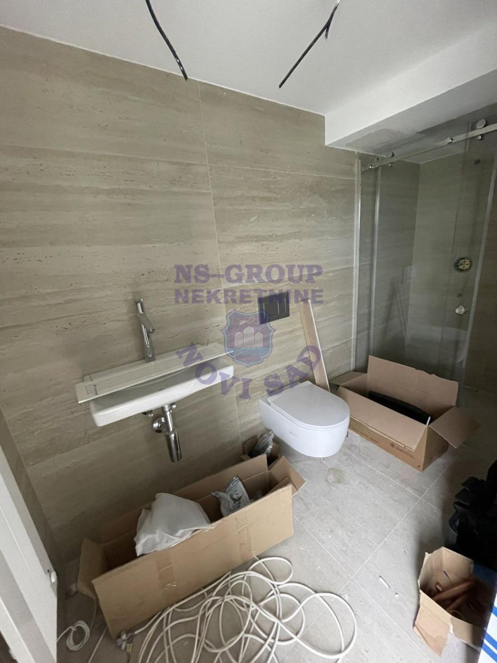 Slika 4 - Četvorosoban, 200m2, Bulevar Evrope Novi Sad