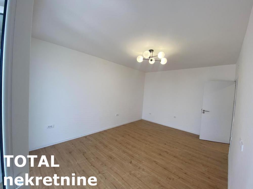 Slika 4 - Stan,NOVI SAD,DETELINARA,kv: 51.00, € 129000, ID: 1101990