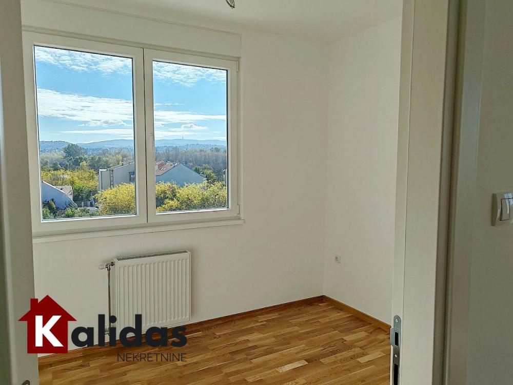 Slika 6 - Stan,NOVI SAD,TELEP,kv: 38, € 113300, ID: 1008287