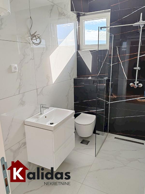 Slika 9 - Stan,NOVI SAD,TELEP,kv: 38, € 113300, ID: 1008287