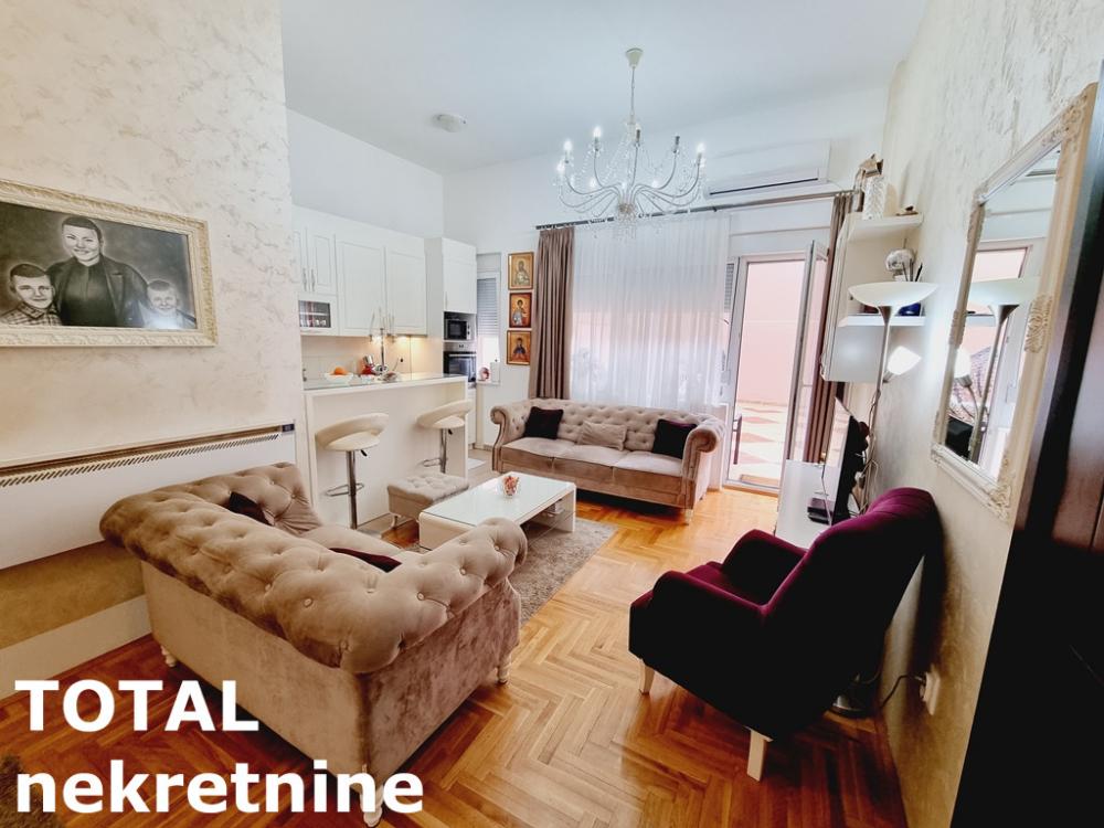 Slika 1 - Stan,NOVI SAD,CENTAR,kv: 91.00, € 195000, ID: 1101991