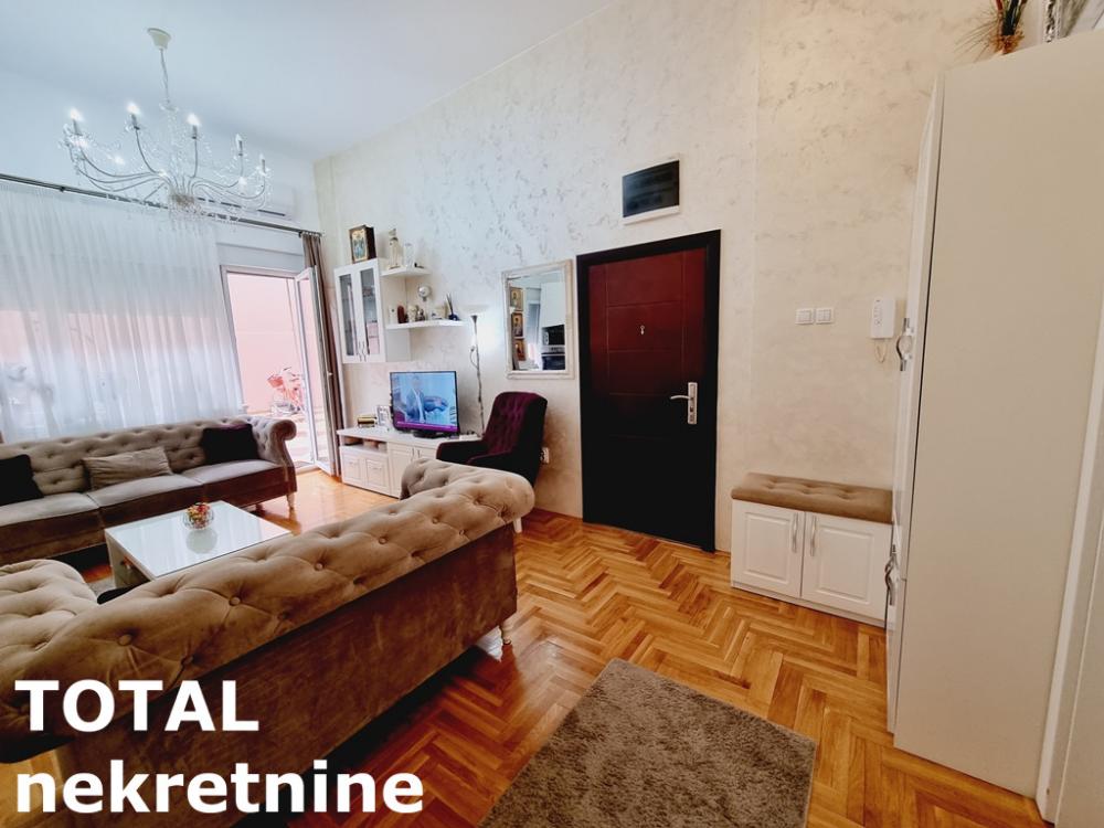 Slika 9 - Stan,NOVI SAD,CENTAR,kv: 91.00, € 195000, ID: 1101991