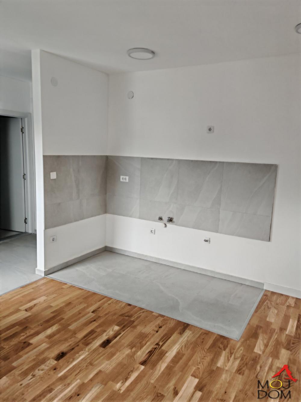 Slika 1 - Stan,NOVI SAD,GRBAVICA,kv: 36, € 93730, ID: 1031221