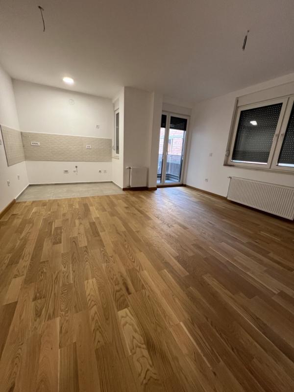 Slika 4 - Stan,NOVI SAD,TELEP,kv: 42.00, € 112500, ID: 1059043