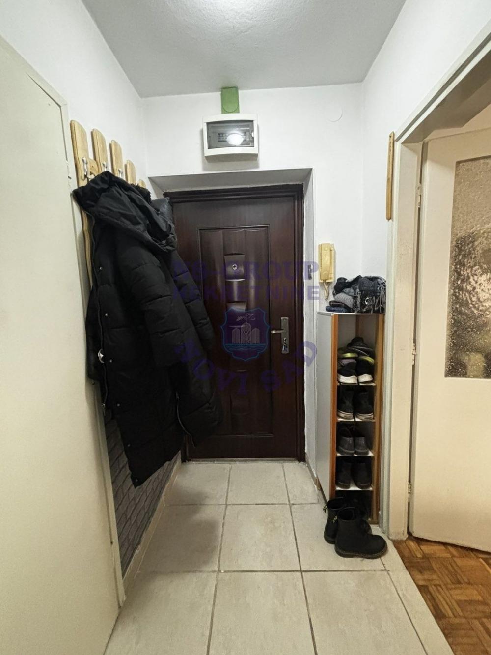 Slika 5 - Dvosoban, 47m2, Detelinara Novi Sad