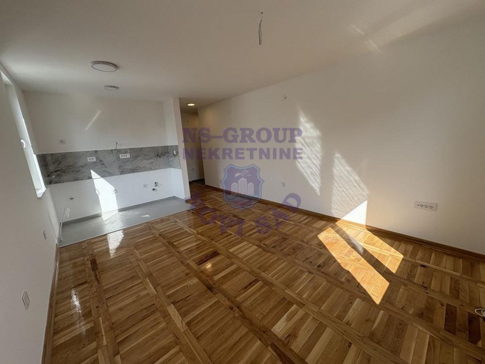 Slika 2 - Prodaja stana, 29m2, Telep Novi Sad