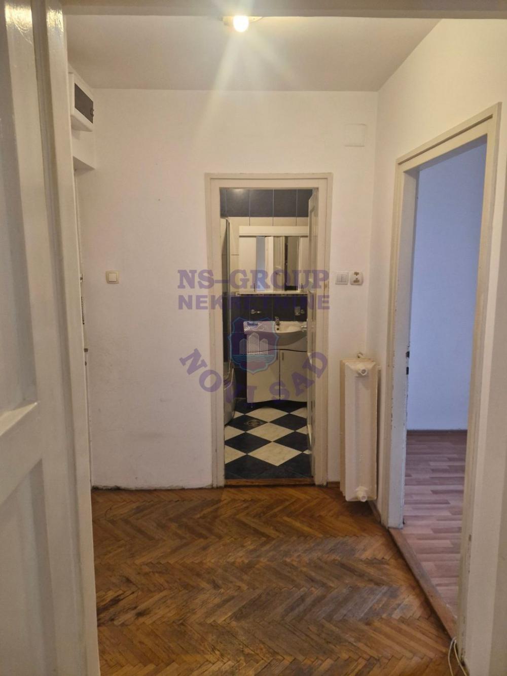 Slika 5 - Funkcionalan stan od 38m2 u mirnom kraju punom zelenila, u neposrednoj blizini centra grada!