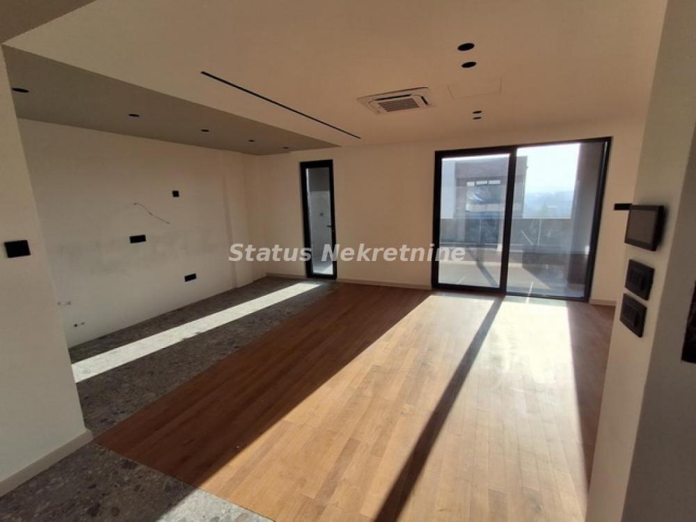 Slika 3 - Južni Telep-Useljiv Petosoban Dupleks 210 m2 sa svojim Liftom,Garažnim Mestom i gratis krovnom Terasom od 220 m2 u blizini Bulevara Patrijarha Pavla-065/385 8880