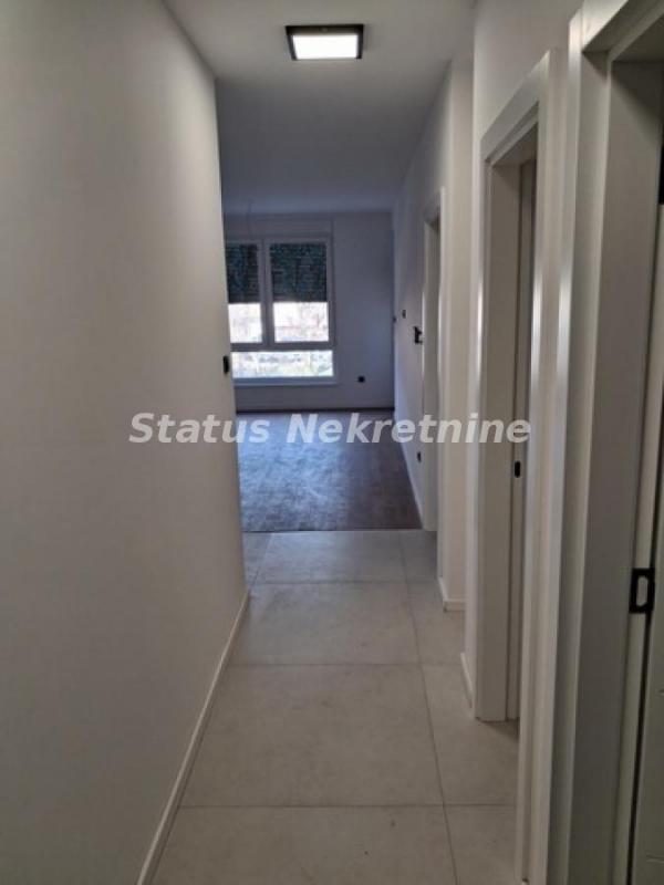 Slika 5 - Južni Telep-Dvosoban stan 52 m2 u blizini Bulevara Patrijarha Pavla na Pogodnoj Lokaciji-065/385 8880