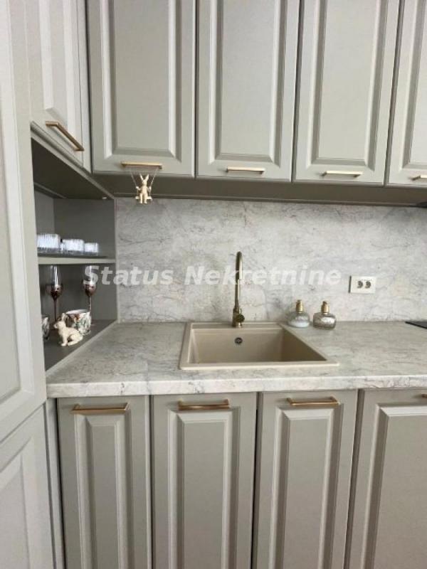 Slika 3 - Novi Sad - Centar - trosoban stan