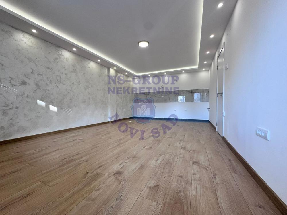 Glavna slika -Dvoiposoban, 55m2, Liman 3 Novi Sad, sa terasom, ima lift