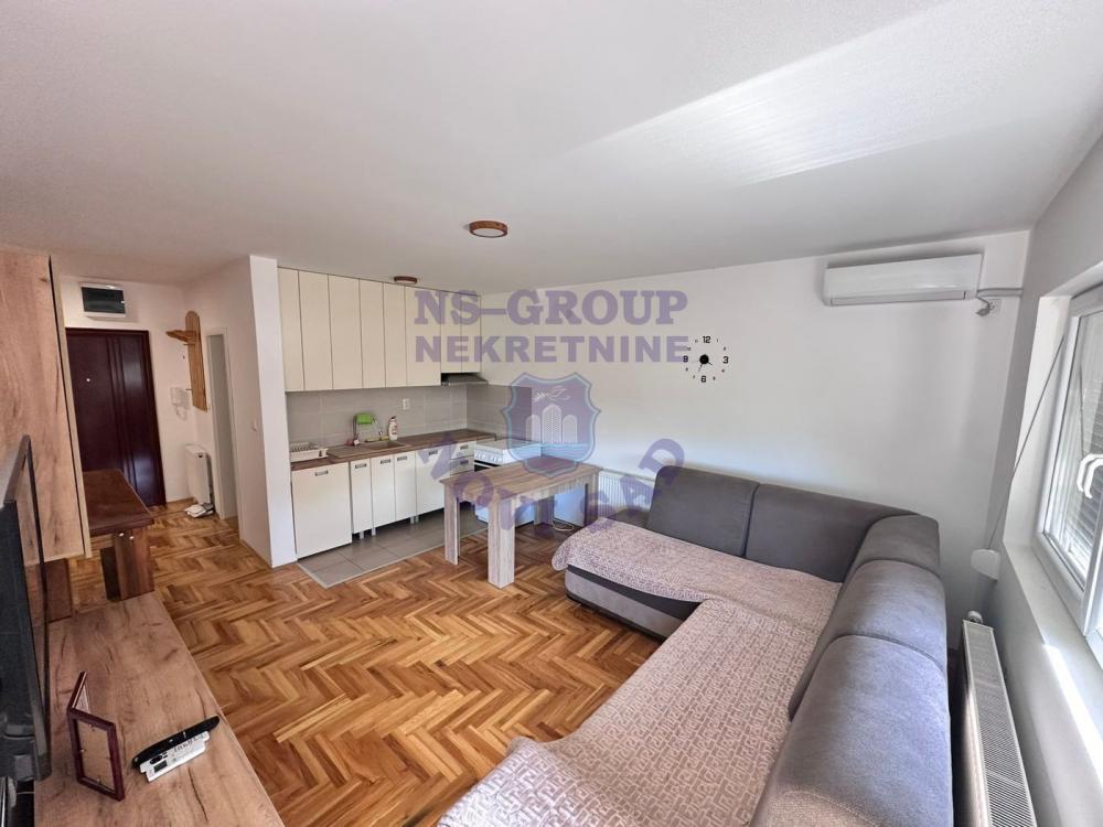 Slika 1 - Četvorosoban na Adicama!