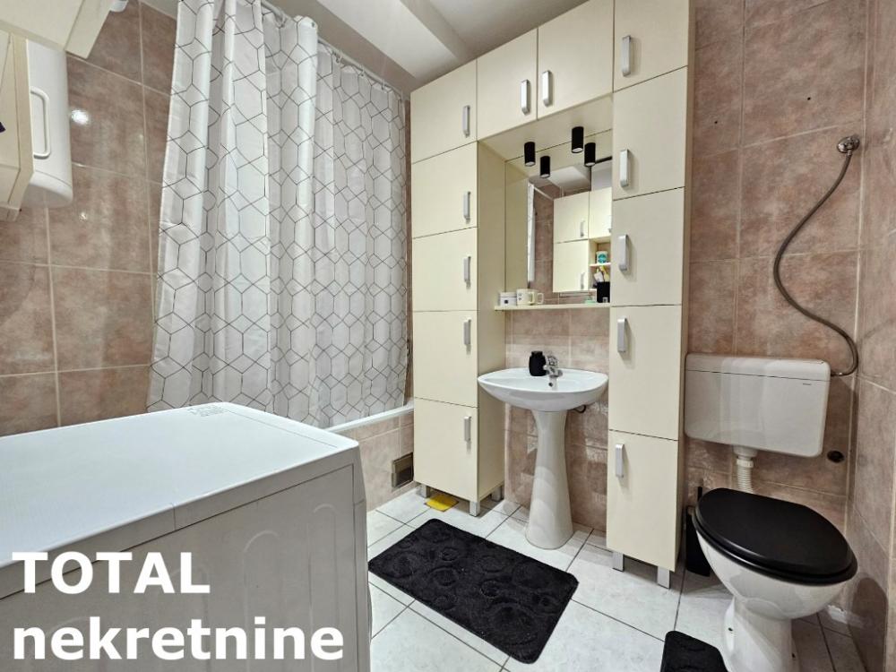 Slika 10 - Stan,NOVI SAD,GRBAVICA,kv: 50.00, € 135900, ID: 1100401