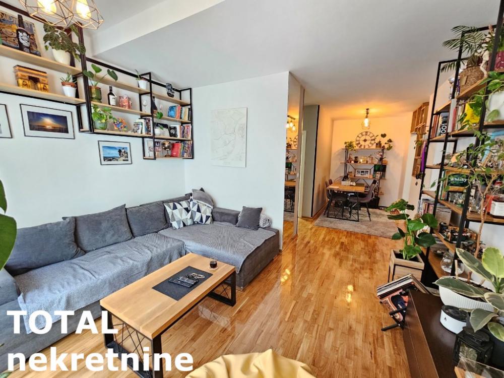 Slika 1 - Stan,NOVI SAD,GRBAVICA,kv: 50.00, € 135900, ID: 1100401