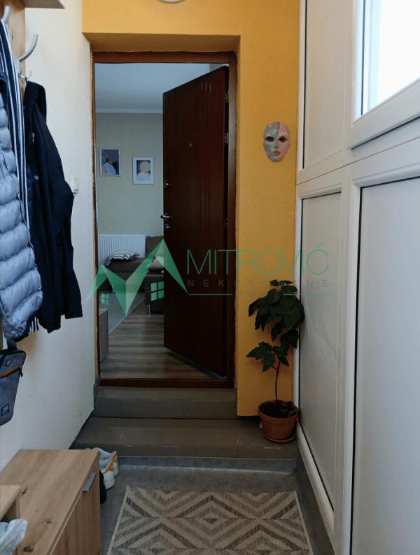 Slika 5 - Jednoiposoban stan sa parking mestom - odlična cena!