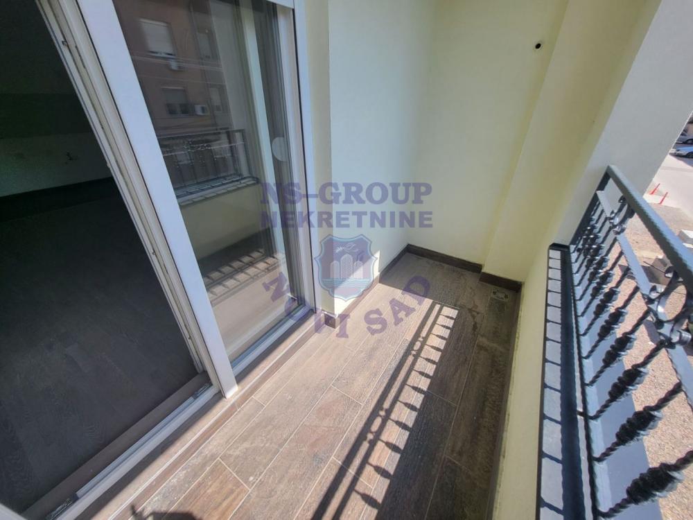 Slika 0 - Dvosoban, 40m2, Telep Novi Sad, sa terasom, ima lift