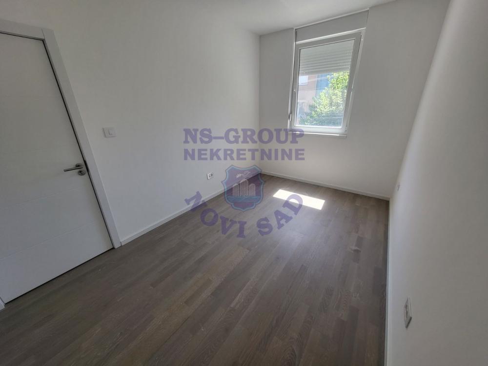 Slika 1 - Dvosoban, 40m2, Telep Novi Sad, sa terasom, ima lift