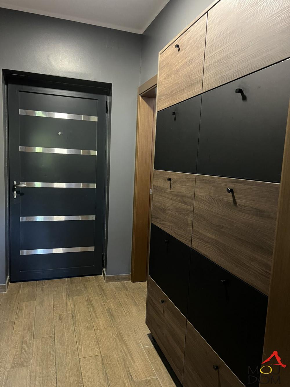 Slika 7 - Stan,PETROVARADIN,ALIBEGOVAC,kv: 106, € 180000, ID: 1031449