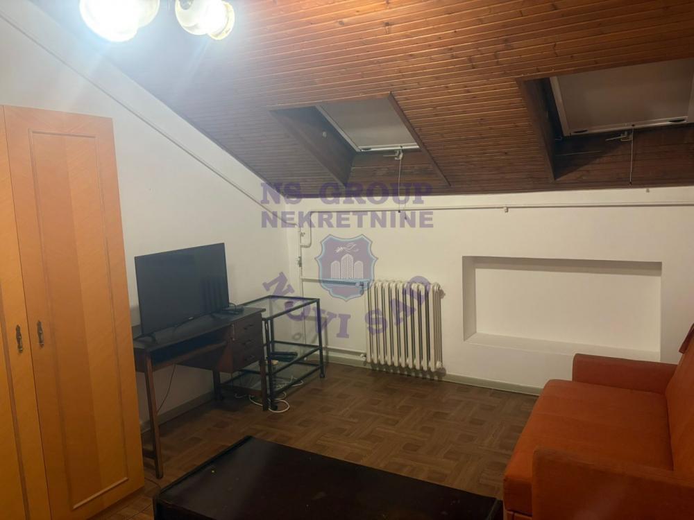 Glavna slika -Š:561297 Jednosoban na Novom Naselju!