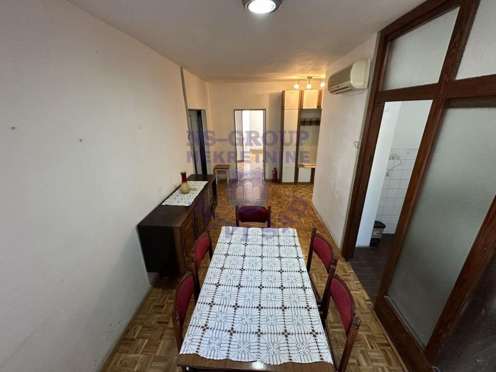 Slika 4 - Trosoban stan na Avijaciji, POVOLJNO