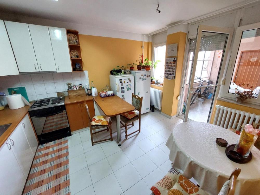 Slika 3 - Stan,NOVI SAD,NOVA DETELINARA,kv: 99, € 189000, ID: 1019285