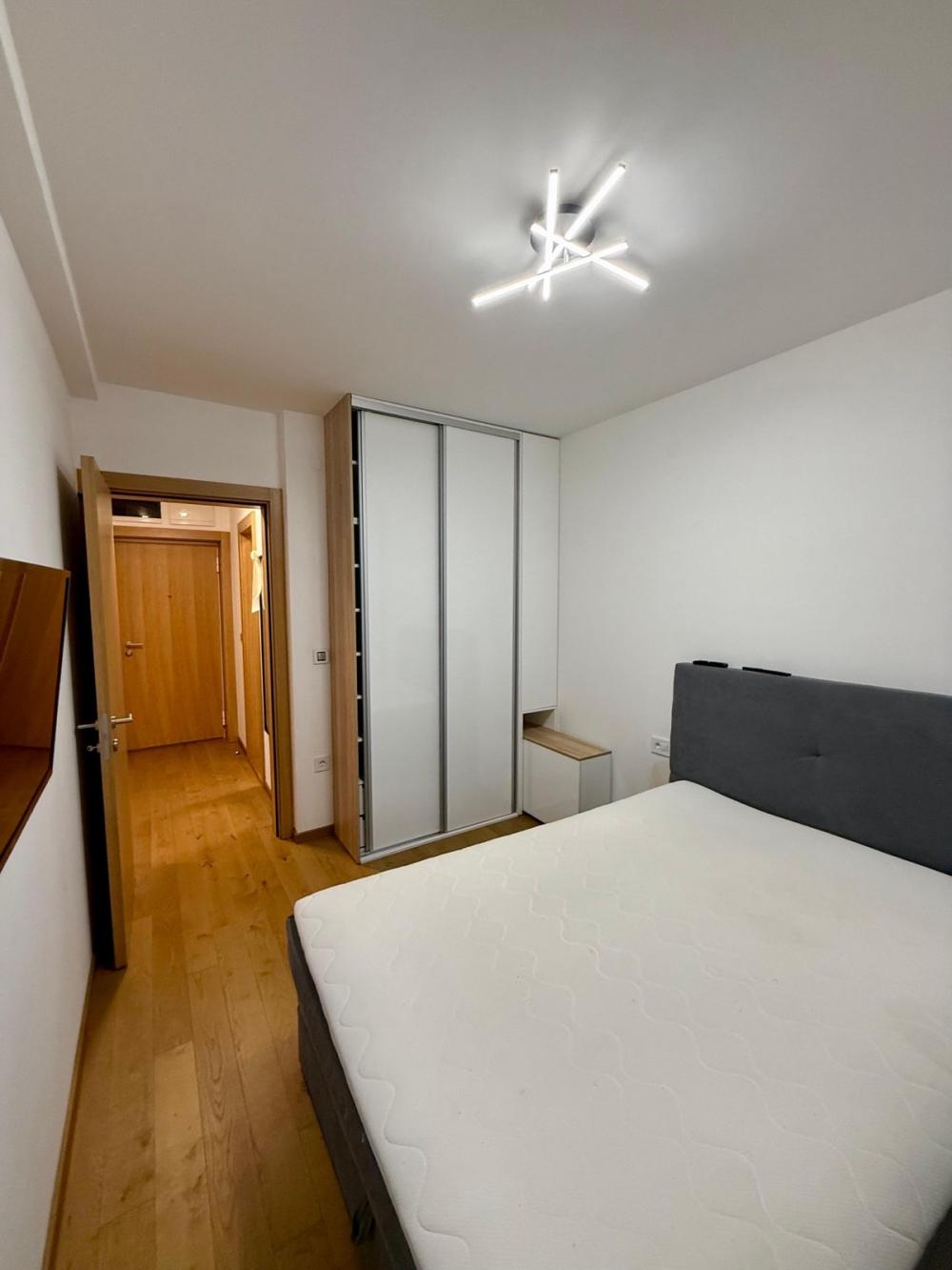 Slika 7 - Stan,NOVI SAD,BULEVAR EVROPE,kv: 43, € 140000, ID: 1019284