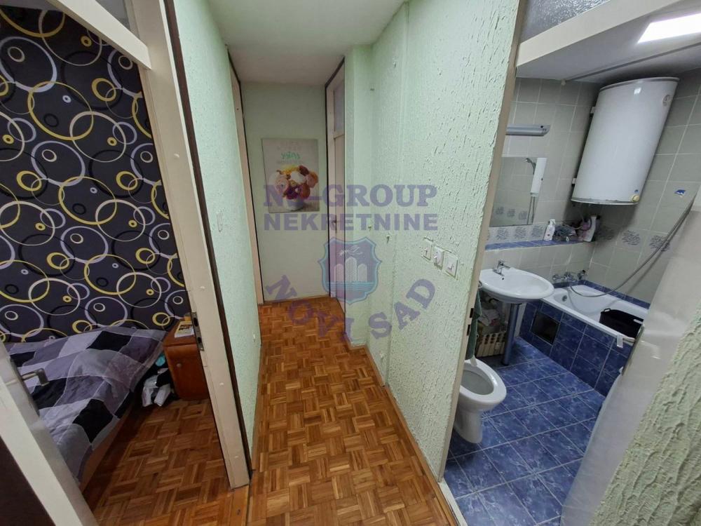 Slika 6 - Cetvorosoban stan Petrovaradin š:561380