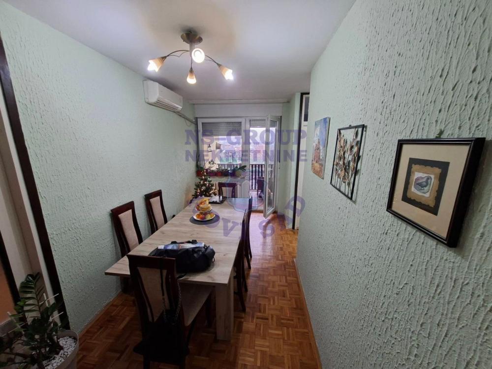 Slika 5 - Cetvorosoban stan Petrovaradin š:561380