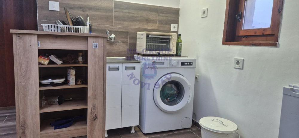 Slika 2 - Š:561356 Garsonjera na Podbari!