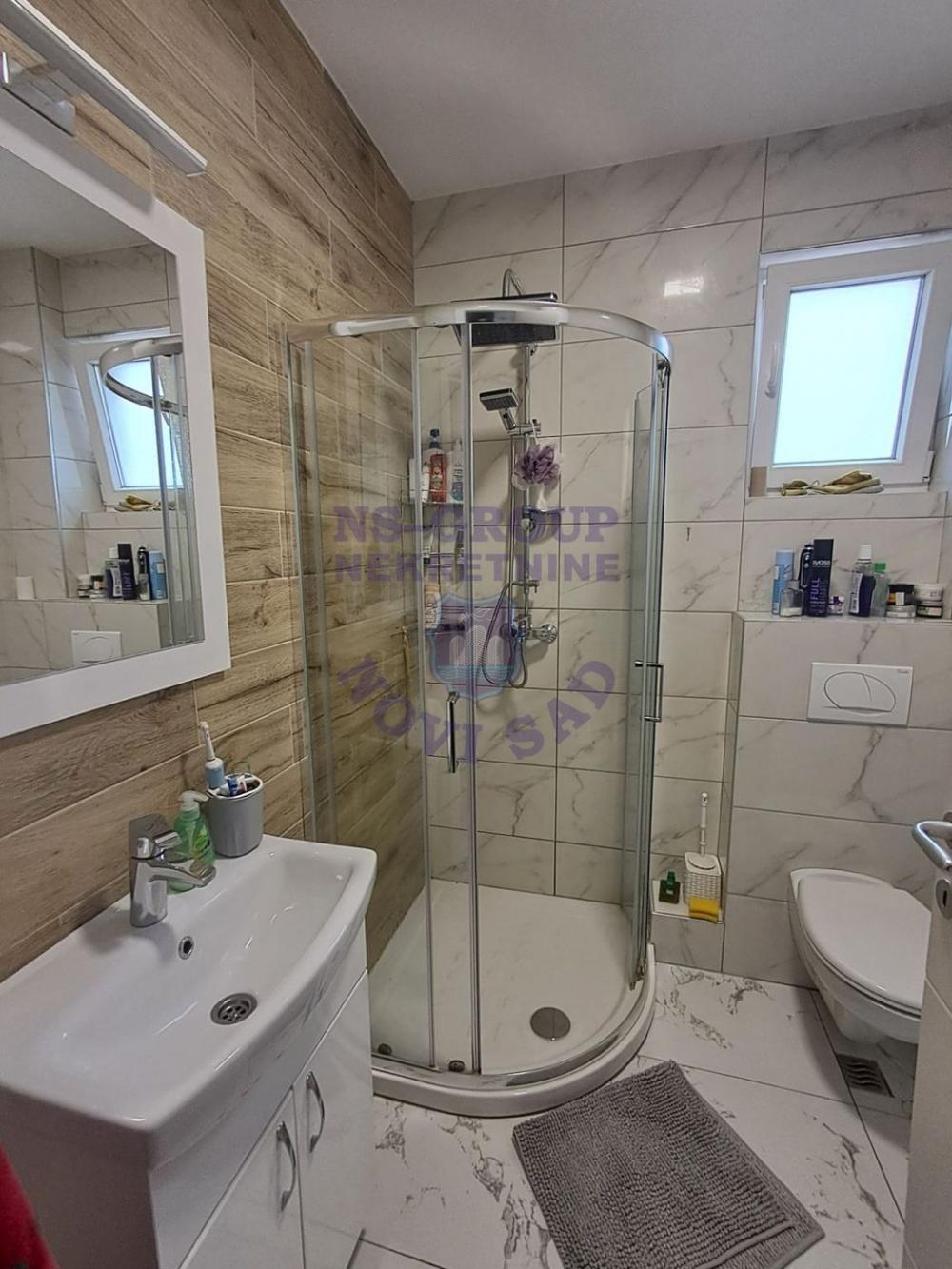 Slika 6 - Š:561232 Dvoiposoban na Petrovaradinu!