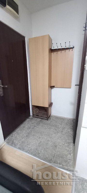 Slika 5 - Stan,PETROVARADIN,PETROVARADIN,kv: 12.00, € 22000, ID: 1065162