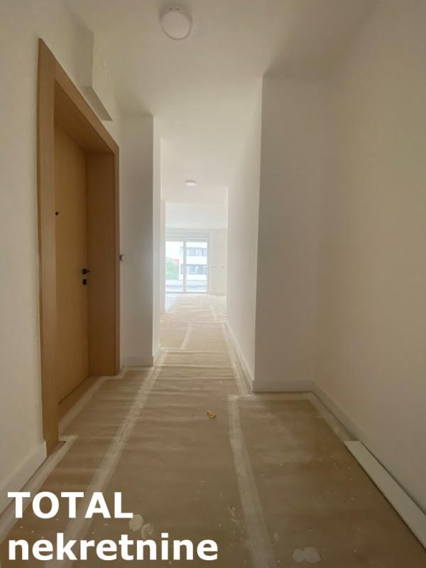 Slika 5 - Stan,NOVI SAD,TELEP,kv: 157.00, € 508870, ID: 1097680