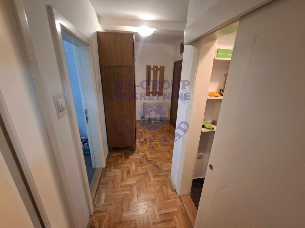 Slika 7 - Odlican trosoban stan na Grbavici!