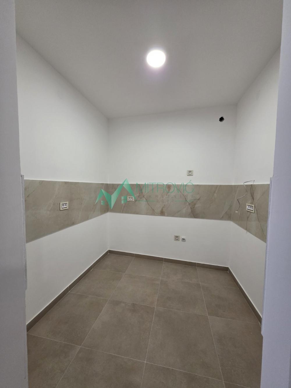 Slika 3 - Luksuzan četvorosoban, novi stan – centar - RETKO U PONUDI!