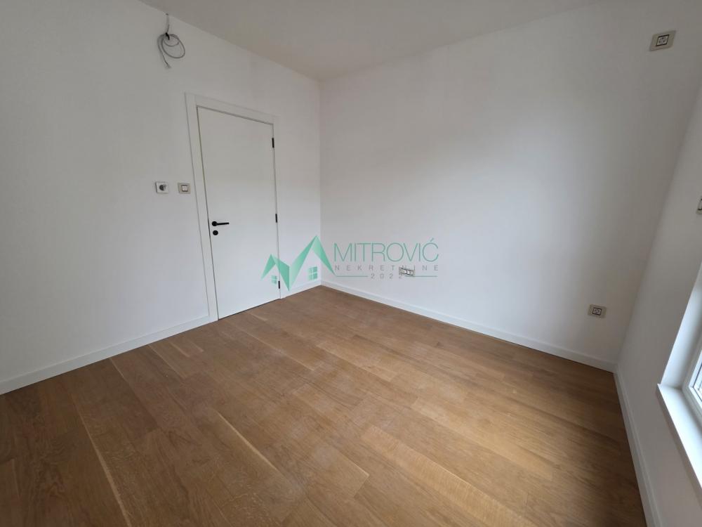 Slika 9 - Luksuzan četvorosoban, novi stan – centar - RETKO U PONUDI!