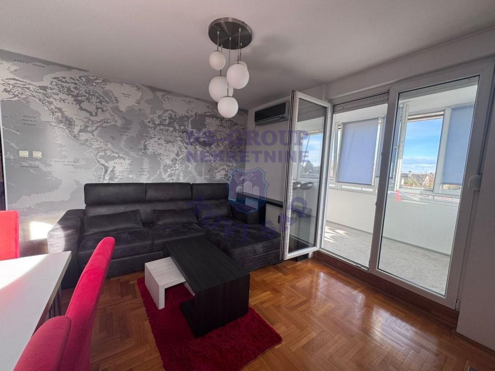 Glavna slika -Trosoban stan Salajka š:559941